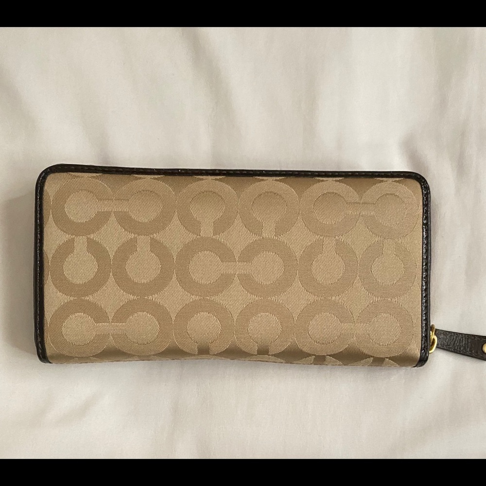 Coach Handbag & Wallet Set - Picture 4 of 6